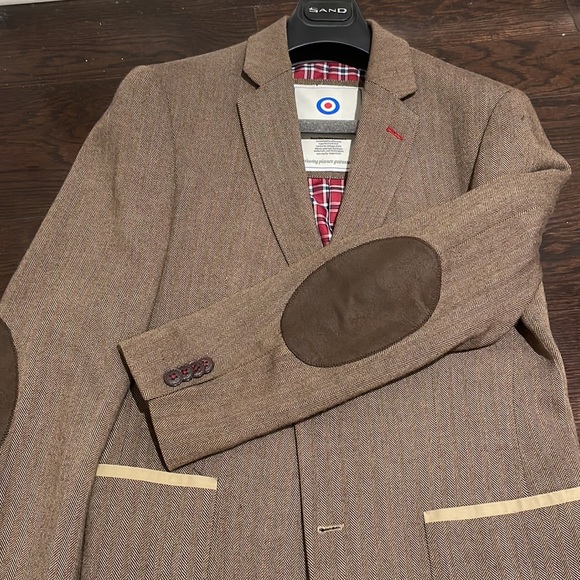 Blue Industry blazer. - Picture 6 of 8